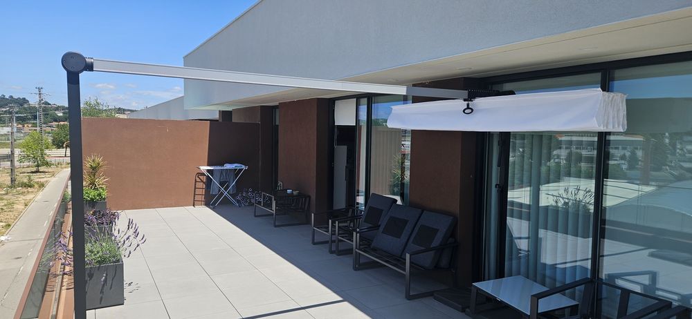 Pérgola / Sombra El Corte Inglés