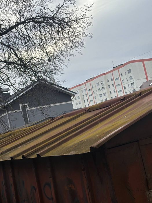 Проадм гараж по вулиці Заболотного 11