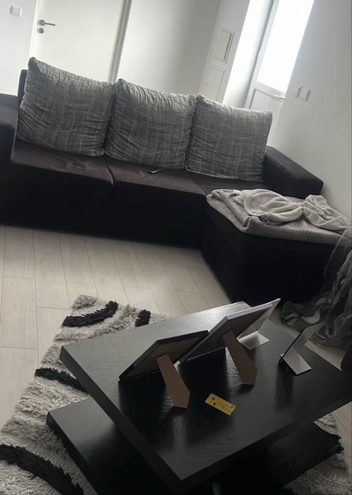 Sofa preto e cinza