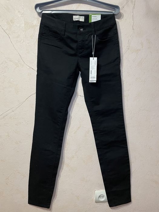 Чорні жіночі джинси скінні нові