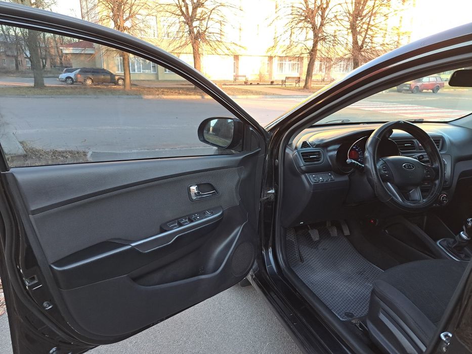 Kia Rio 3 2011 року, 1.6 MPI Газ/бензин, комплектація Prestige