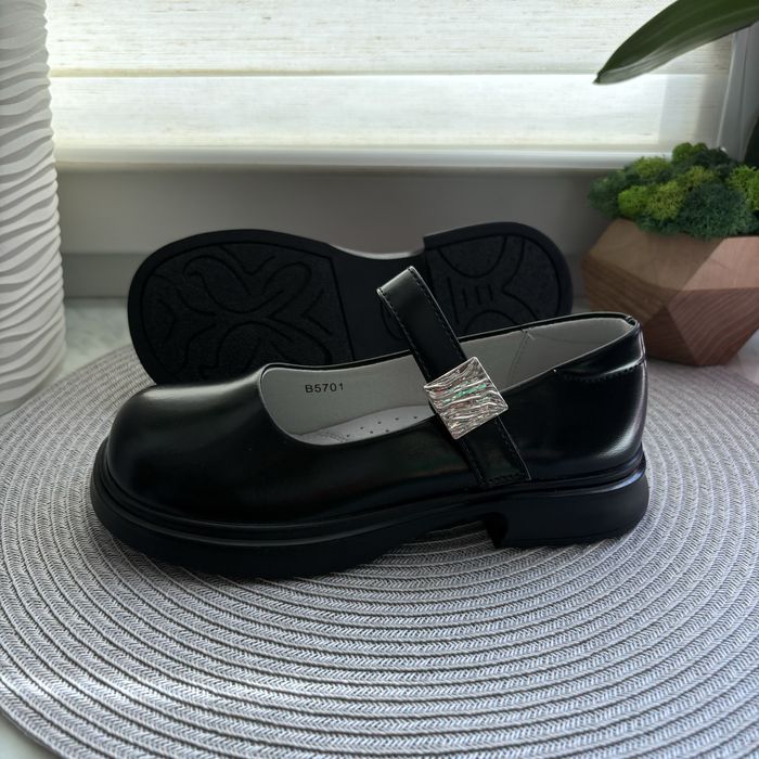 Туфлі дитячі Apawwa для дівчинки,туфельки,31,32,35