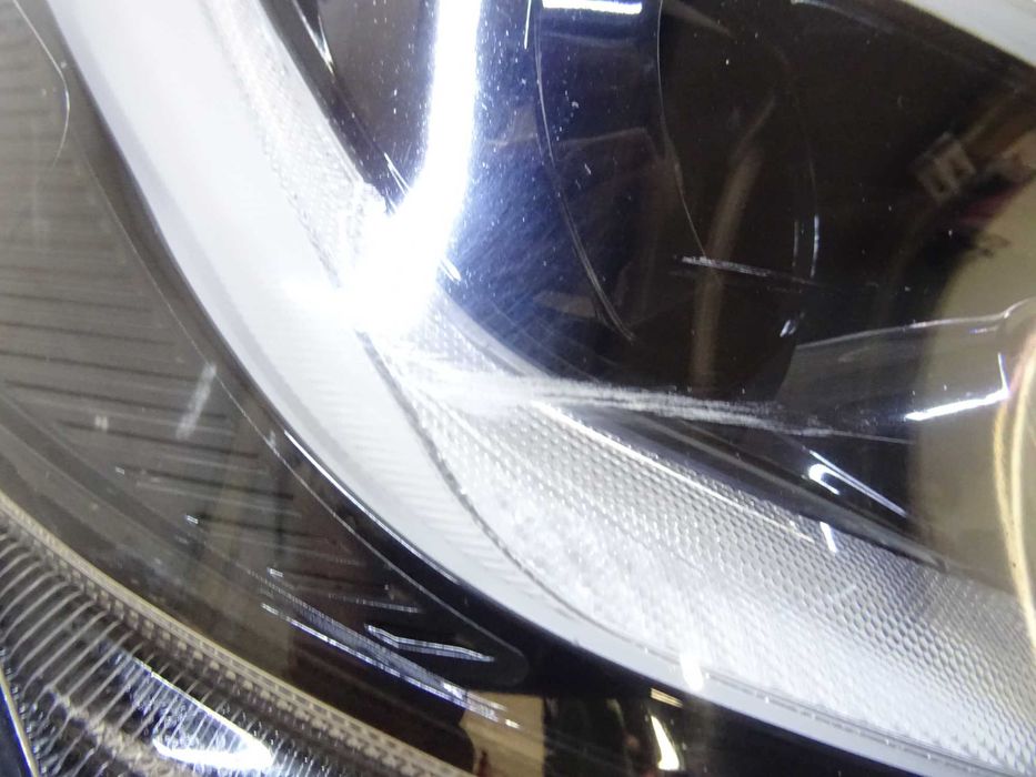 TOYOTA COROLLA E21 LIFT Lampa prawa przód przednia FULL LED 8111012N70 LLU
