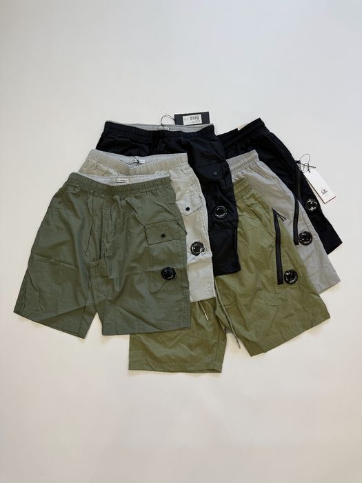 Шорти C.P. Company (шорты сп компани нейлоновые с линзой гортекс)