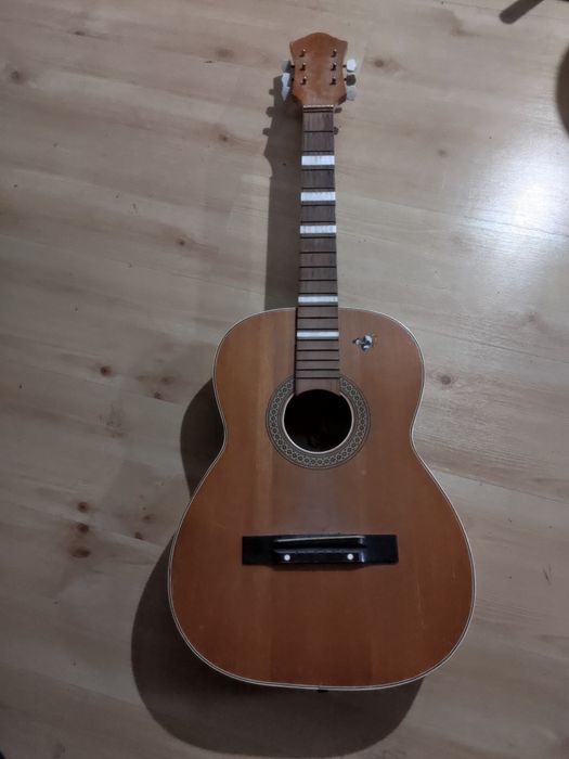 Gitara akustyczna
