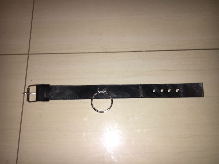 335/ Duża obroża skórzana czarna lakier nitowana impreza kółko 5 cm
