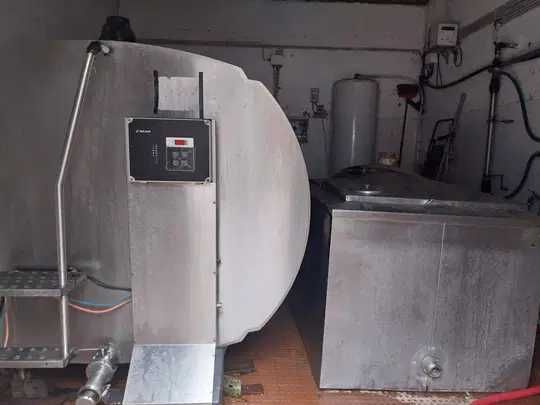 CORNADIS SAFETY AJUSTÁVEIS, sala de ordenha Fullwood,Tanques Leite,