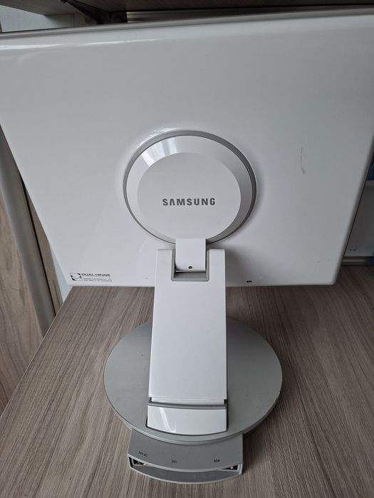 Monitor samsung SyncMaster 173PPLUs (R) rok 2006