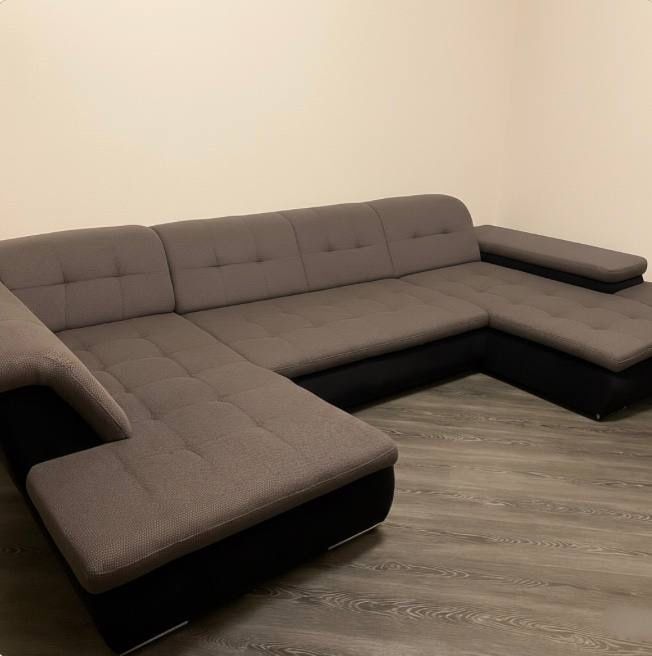 Диван великих розмірів. Самовивіз