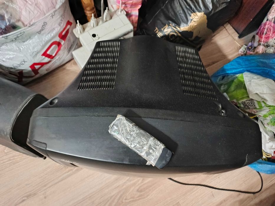 Телевізор LG робочий.