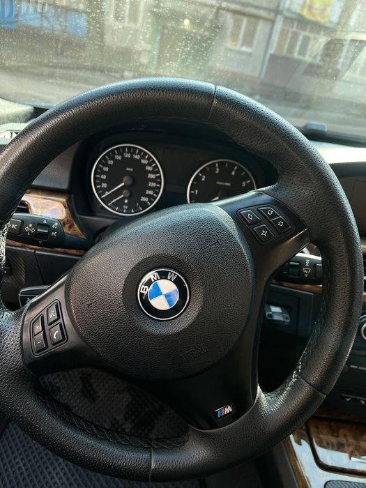 Продам BMW 318i 2007р