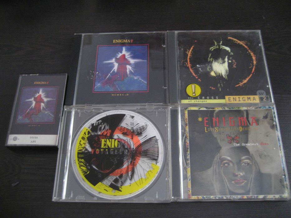 CDs portugueses e estrangeiros (A-B) ABBA, Amália, Zambujo, Jobim etc