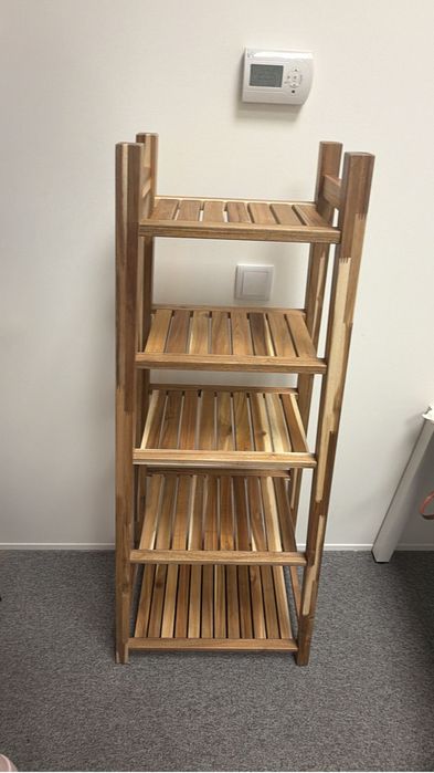 Prateleira em madeira Ikea