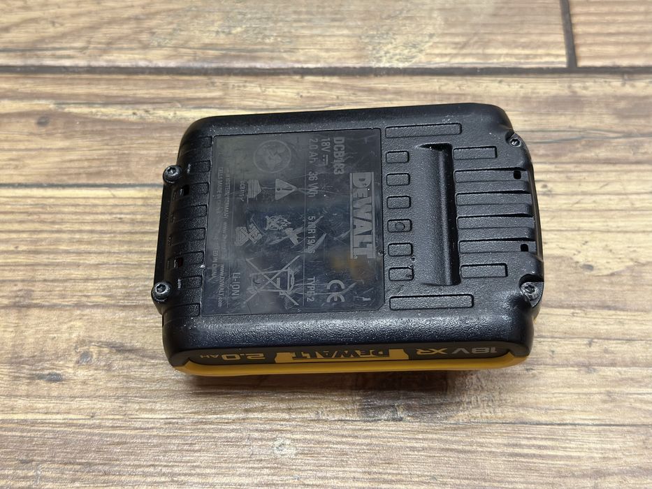 DeWalt XR DCB183 – bateria 18V 2Ah