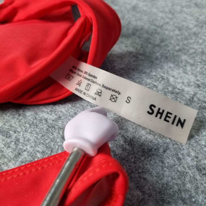 Купальник червоний від Shein