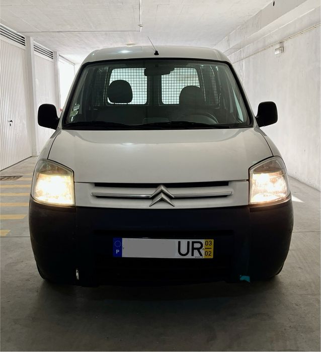 Citroen Berlingo 1.9 muito estimada