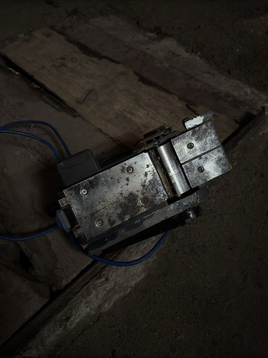 Фуганок / рубанок / Електрооубанок Ferm