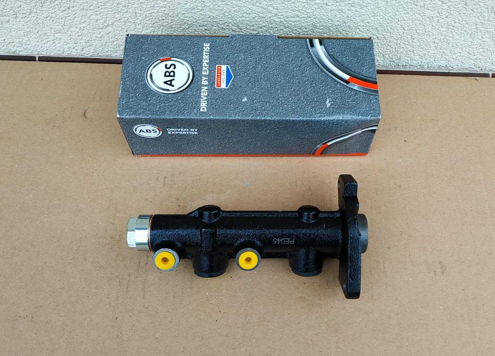 Цилиндр • главный тормозной • ВАЗ 2110 • ABS