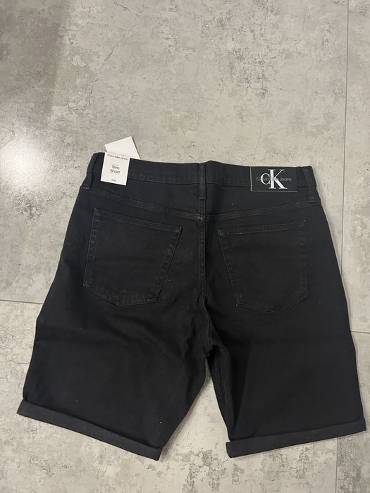 Чоловічі шорти Calvin Klein,36