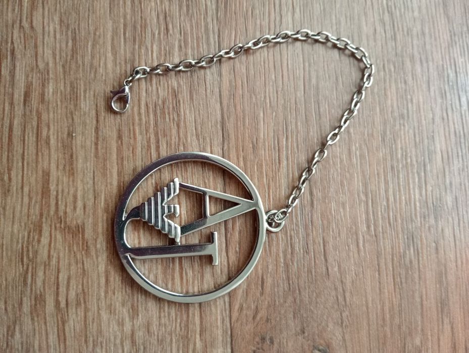 Georgio Armani  Підвіска на мумку