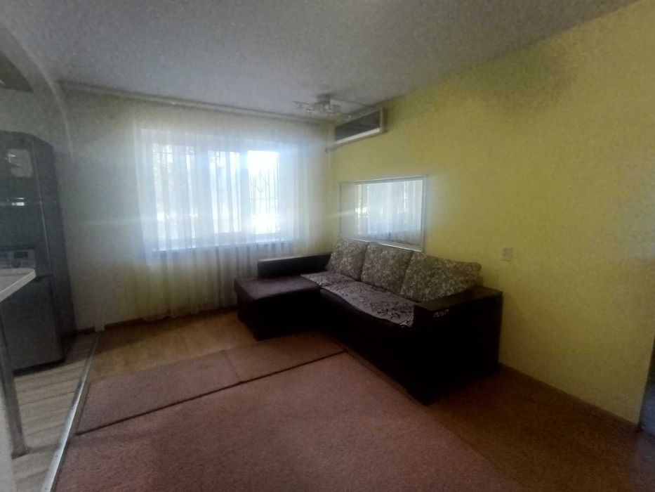 Продам 2-х комнатную на Соцгороде