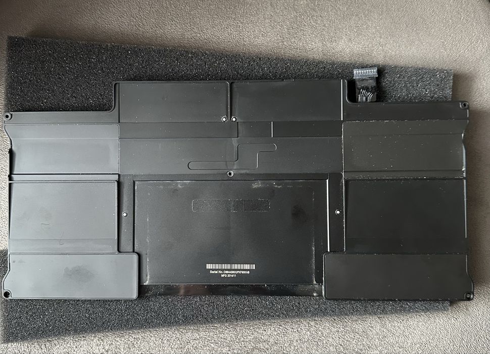 Używana bateria do MacBook Air 2015