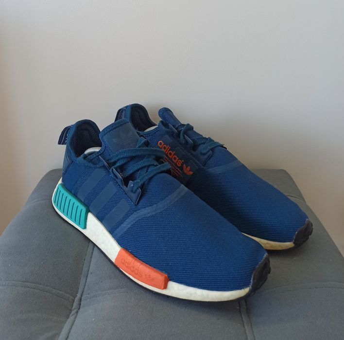 Чоловічі Кросівки Adidas NMD R1 Oригінал Розмір 44-28см