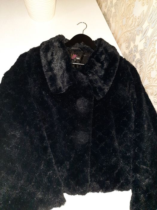 Шубка-накидка з штучного хутра