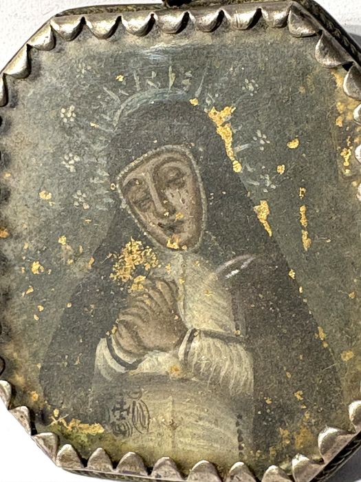 Magnífico relicário bifacial em prata -colonial espanhol do Sec XVIII