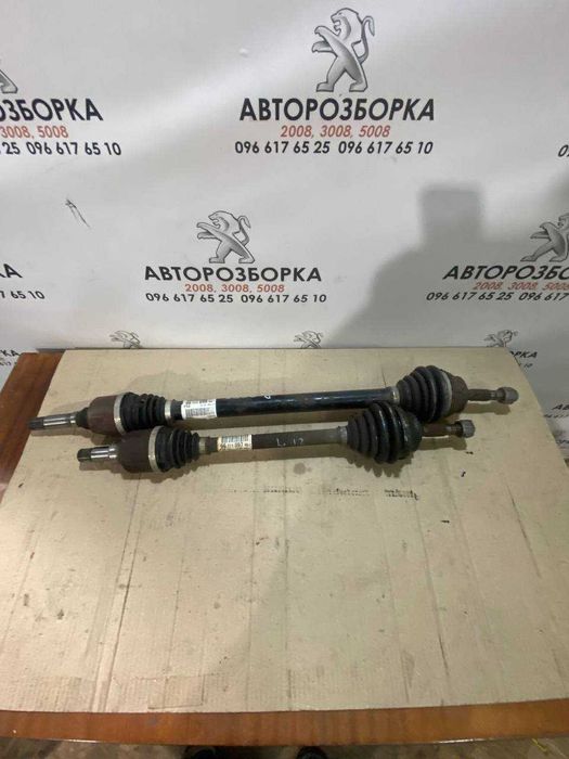 Піввісь передня права та ліва пежо  2008