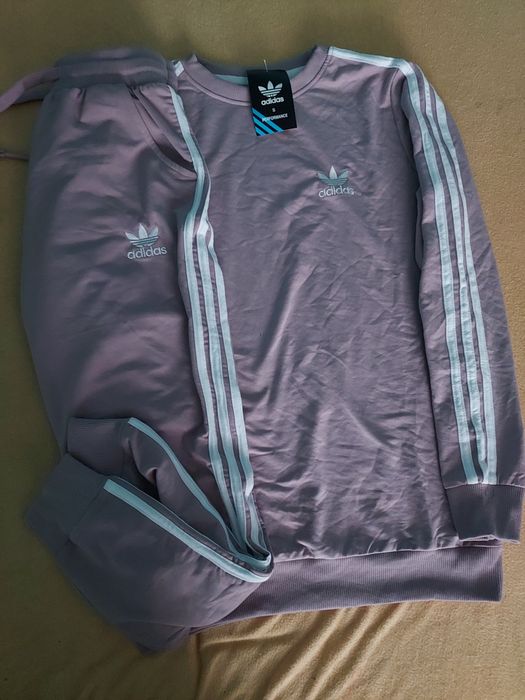 Damskie dresy bawełniane.  S. L.XL