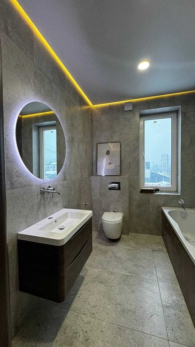 Продаж двоповерхового будинку з сучасним проектом ремонтом та меблями