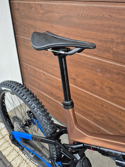 Rower elektryczny  Haibike HYBE CF 9 OKAZJA 1km 2025