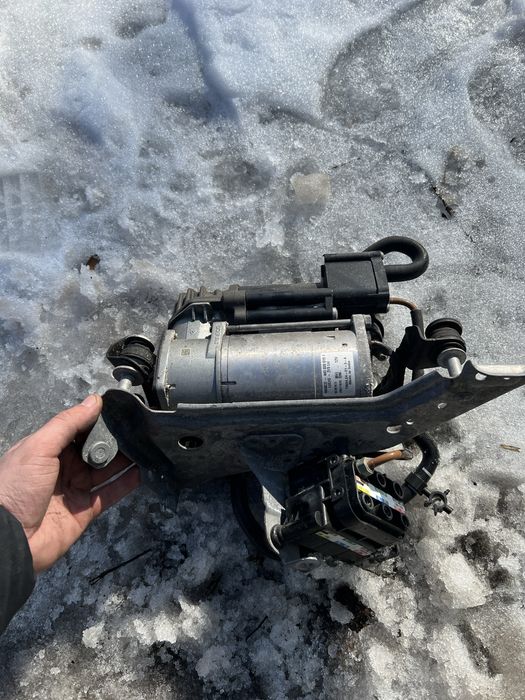 компрессор пневмы W213 AMG AIRMATIC GT CLS мерседес E CLASS E400 E53