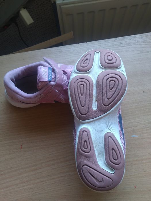 Кросівки для дівчинки