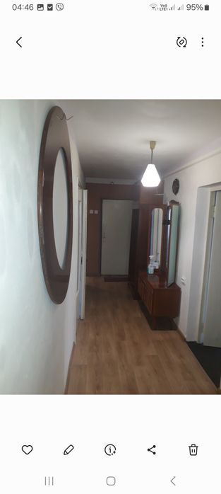 Здаються кімнати в сухій теплій квартирі . Центр міста .