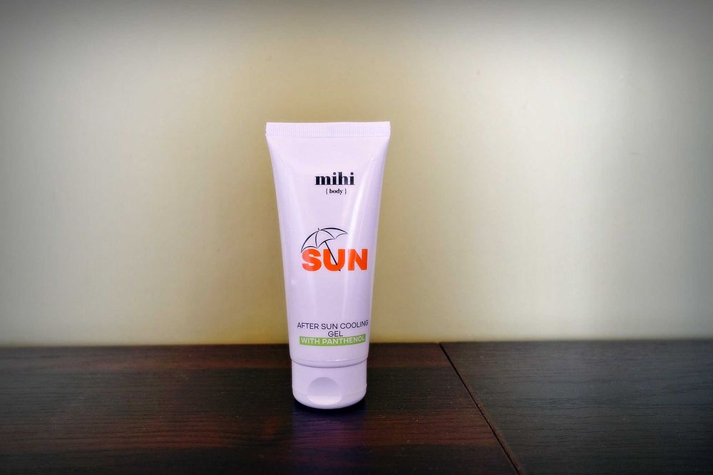 Chłodzący żel po opalaniu z pantenolem.