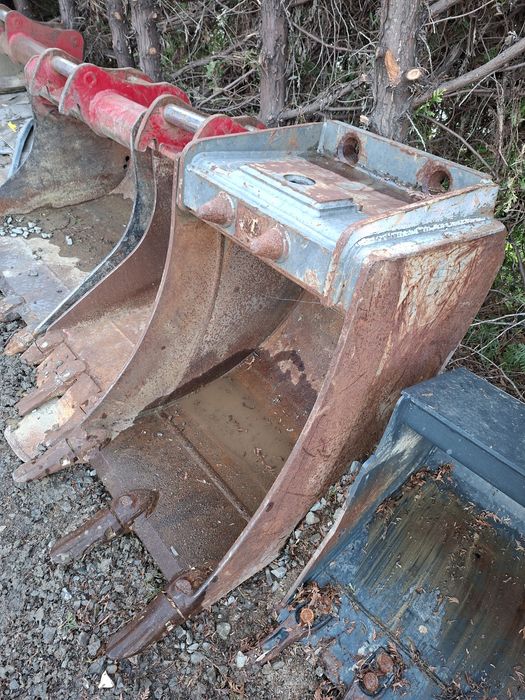 Sprzedam Łyżkę do koparki Mecalac 60 cm  zębata