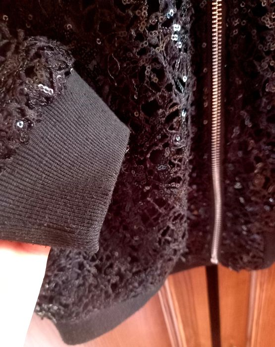 Шикарный бомбер куртка ветровка жакет с паєтками