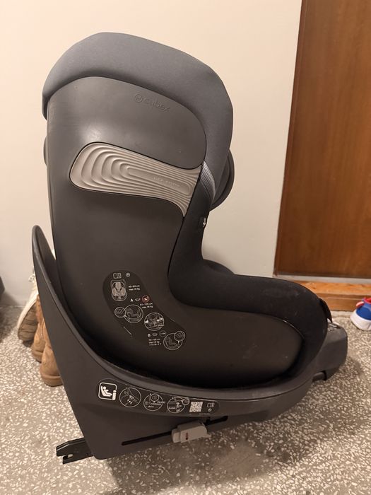 Fotelik samochodowy Sirona T i-Size