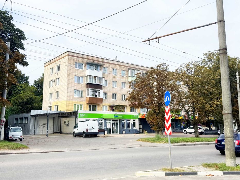 Продаж приміщення на Льонокомбінатівській