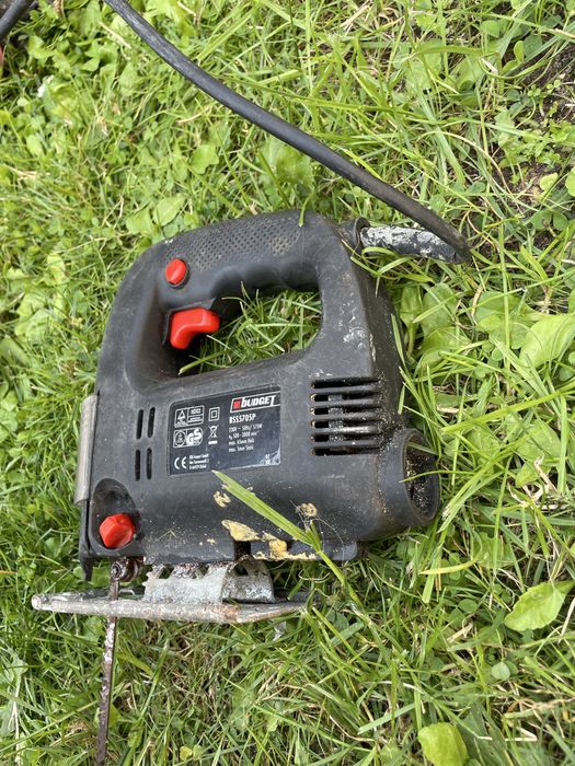Wyrzynarka Budget BSS5705P 570W – uszkodzona / na części