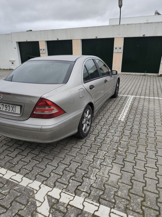 Mercedes CDI 220 ,A Disposição e Negociável