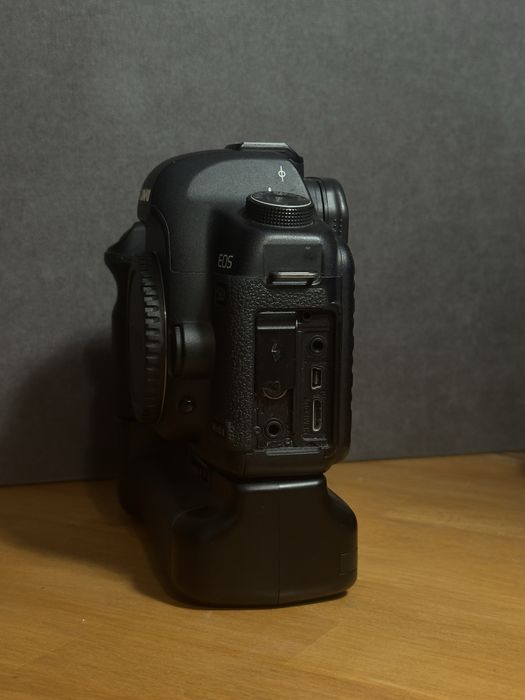 Canon EOS 5D mark II