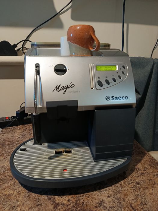 Кавомашина Saeco magic