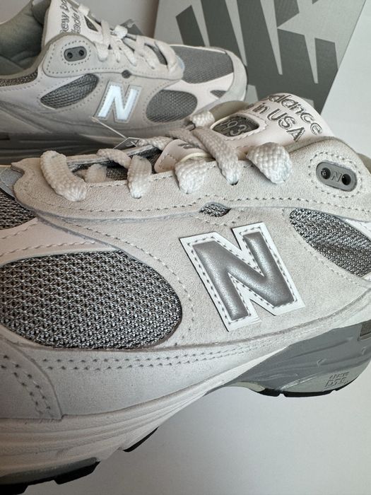 Нові оригінальні кросівки New Balance 993