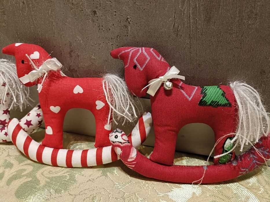 Konik na biegunach dekoracja Boże Narodzenie