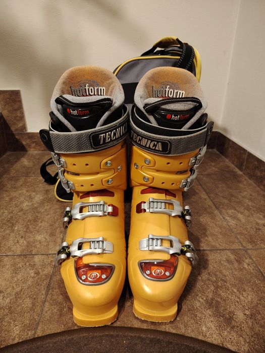 Buty narciarskie TECNICA – praktycznie nowe