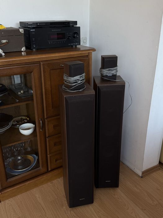 Zestaw kina domowego Sony 5.1 - STR-DG510 + 2 x SS-F6000P + 2 x SS-SR3000P + odtwarzacz DVD
