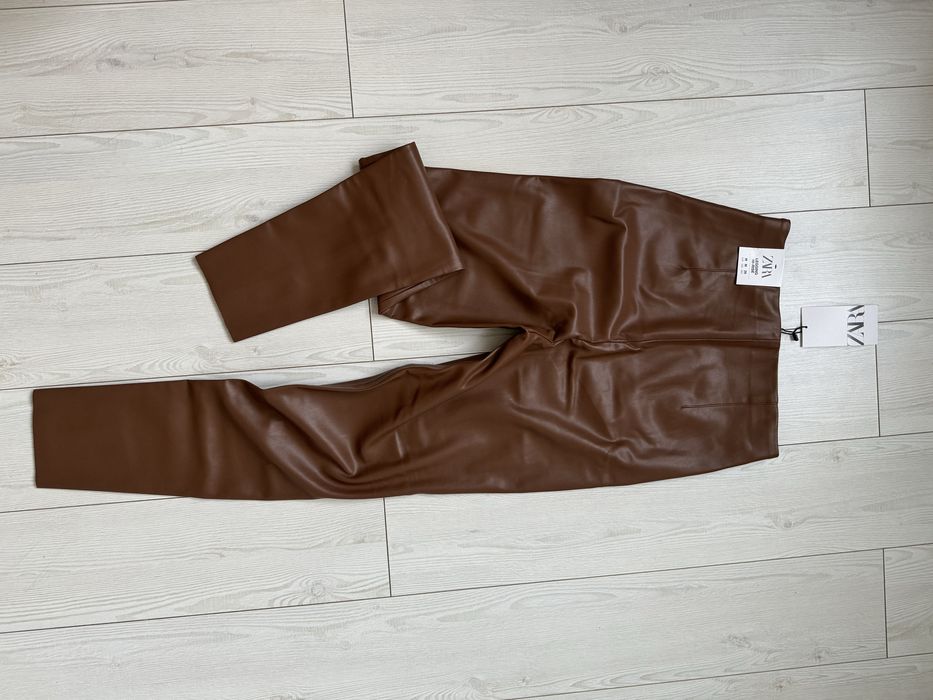 Штани Легинсы з екошкіри Zara розмір М